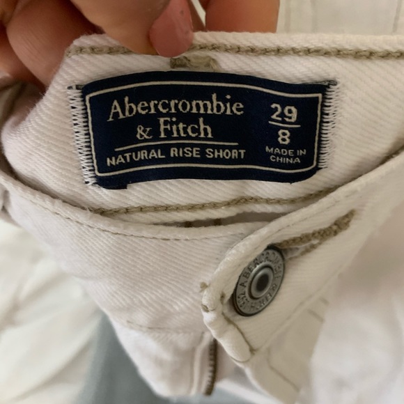 White Highwaisted Shorts - Picture 5 of 5